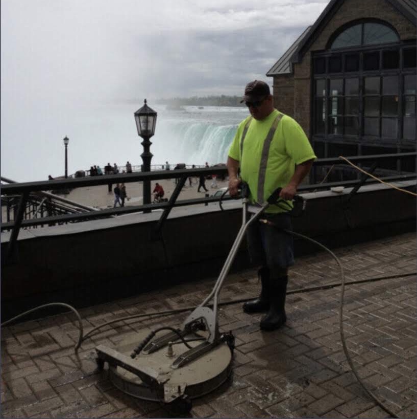 Commercial hard-surface cleaning with a surface cleaner near Niagara Falls
