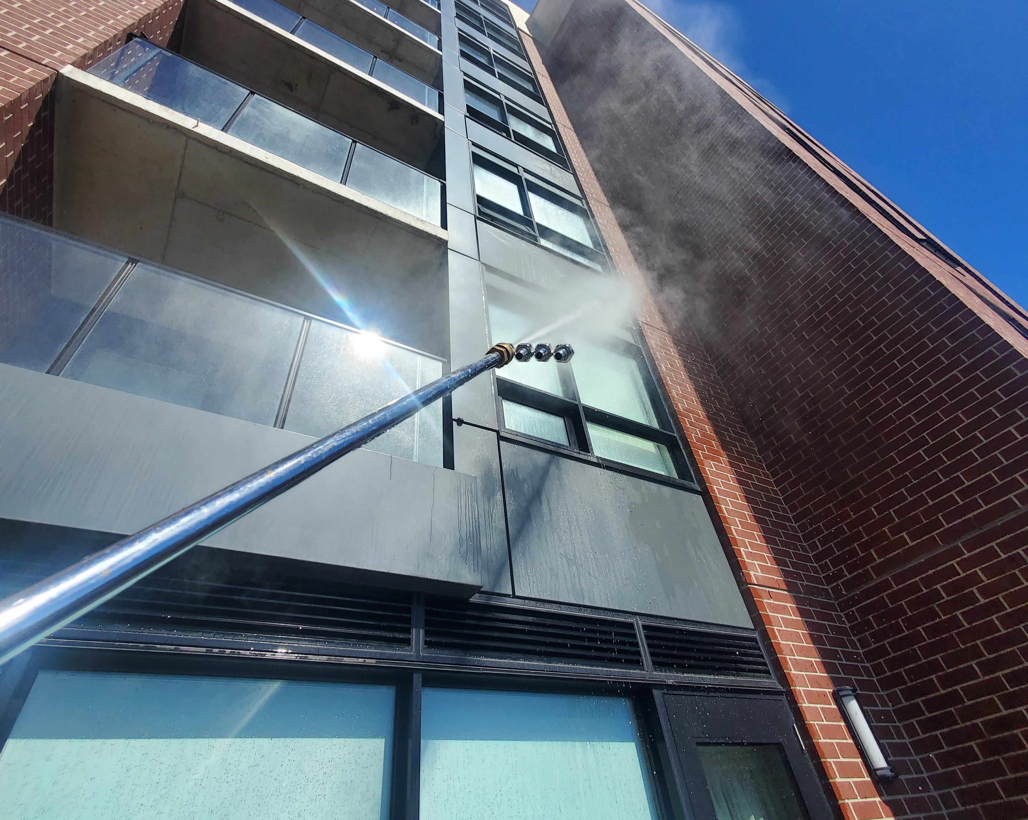 Exterior washing on a retirement residence